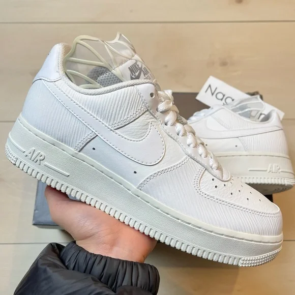 🤍 Nike Air Force white shoes (special edition)